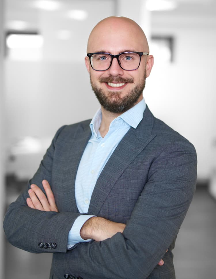 Portrait Santiago Rivas - Global Head of Client Intelligence Unit & Data Analytics