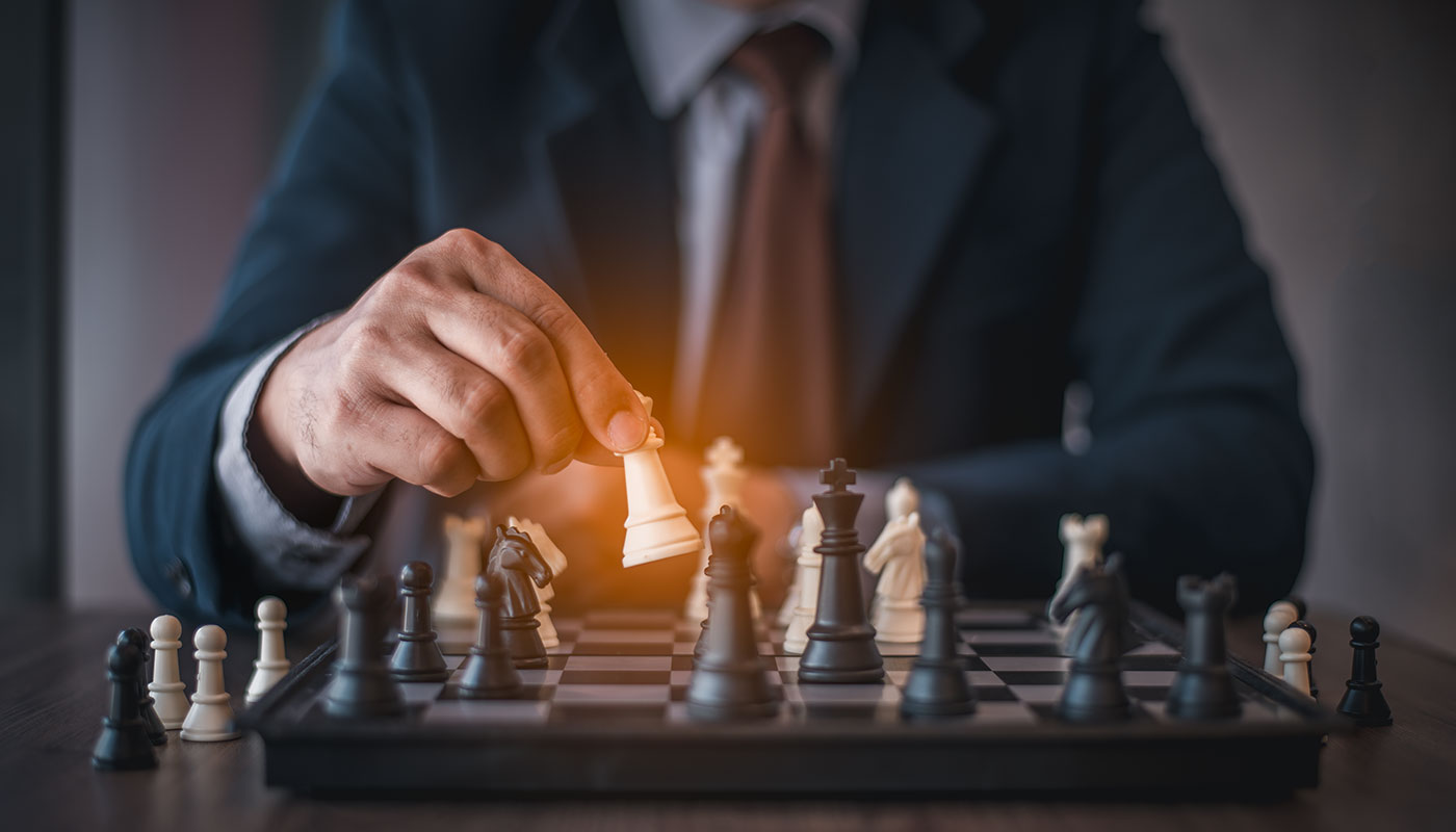 Business Reporter - Risk Management - Be a risk chess master